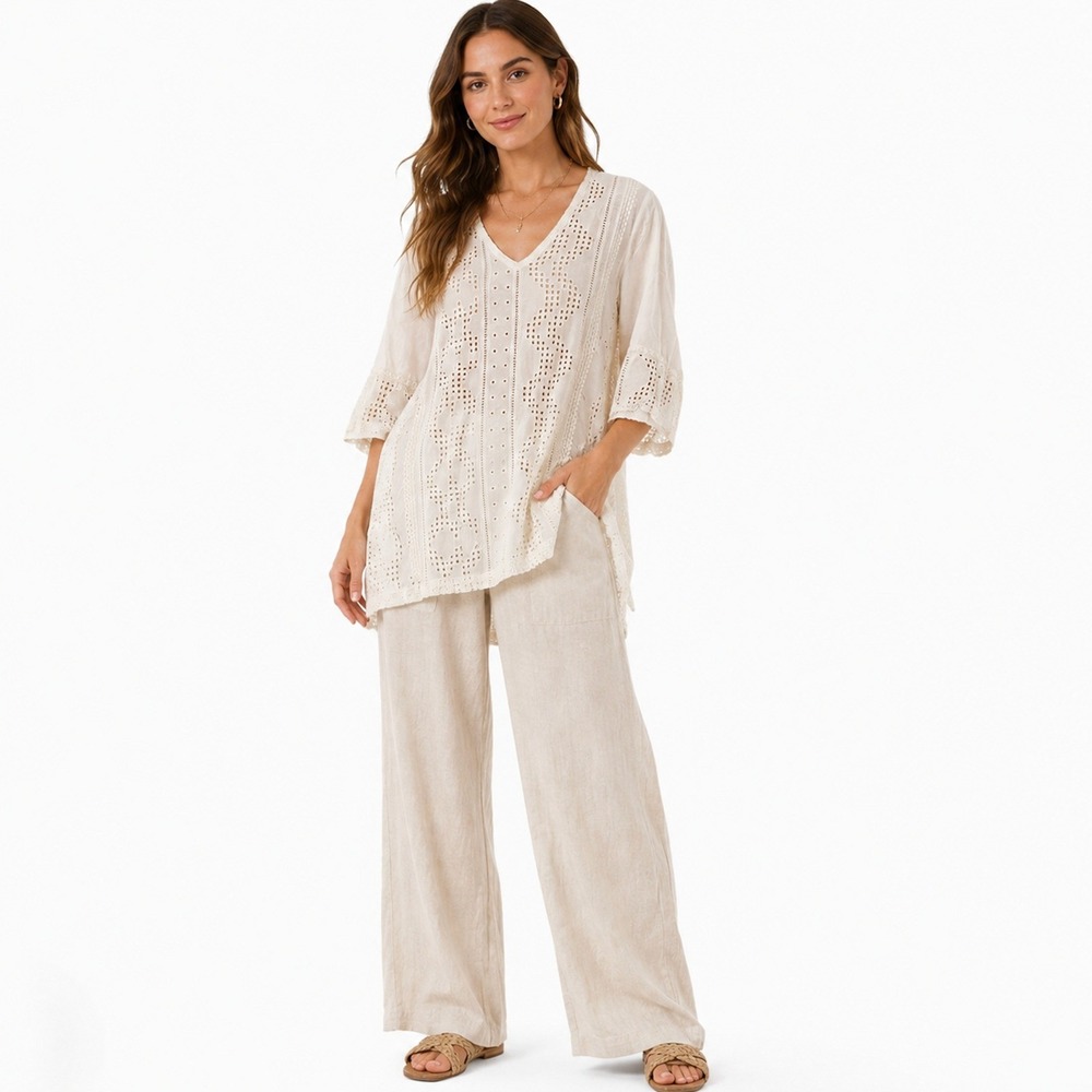 Johnny Was Cream Eyelet Embroidered Cupra Rayon V-Neck Tunic Top SMALL